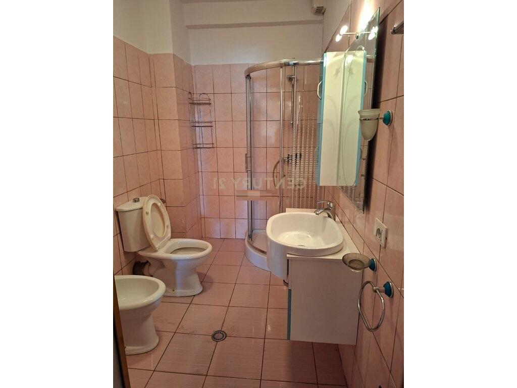 Apartament 2+1 me qira në Yzberish