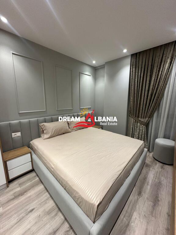 Super Apartament 1+1+Post Parkimi me Qera tek Pazari i Ri, Prane Shkolles Kuqe ne Tirane(ID 42111170)