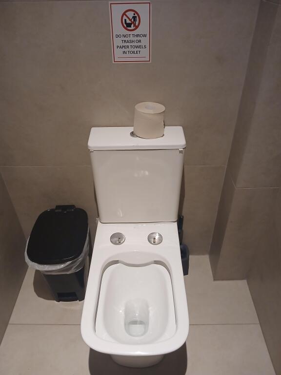 Shop For Rent In Porcelan (ID BD21754) Tirane