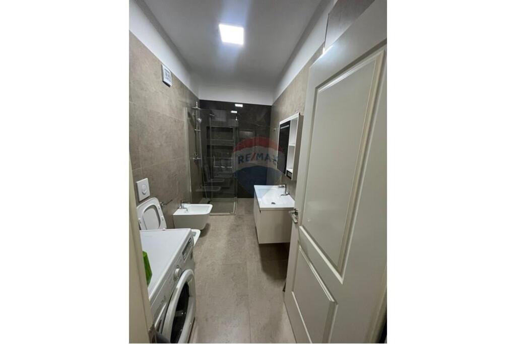APARTAMENT 1+1 ME QIRA , RRUGA E KAVAJES