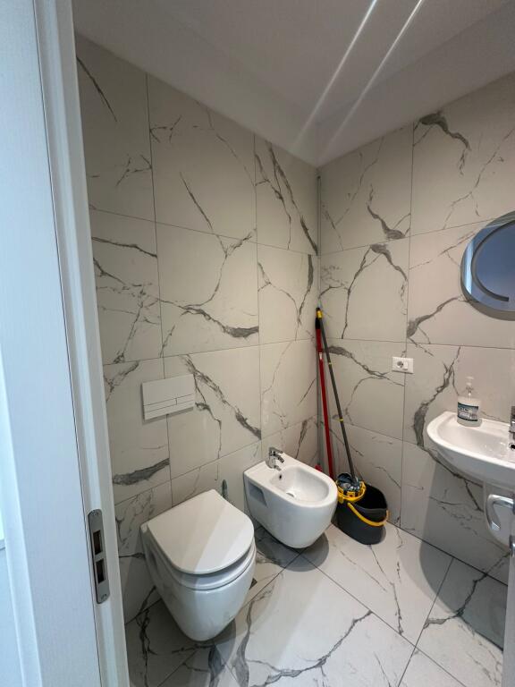 APARTAMENT ME QIRA 1+1 TE UNIVERS CITY , TIRANE