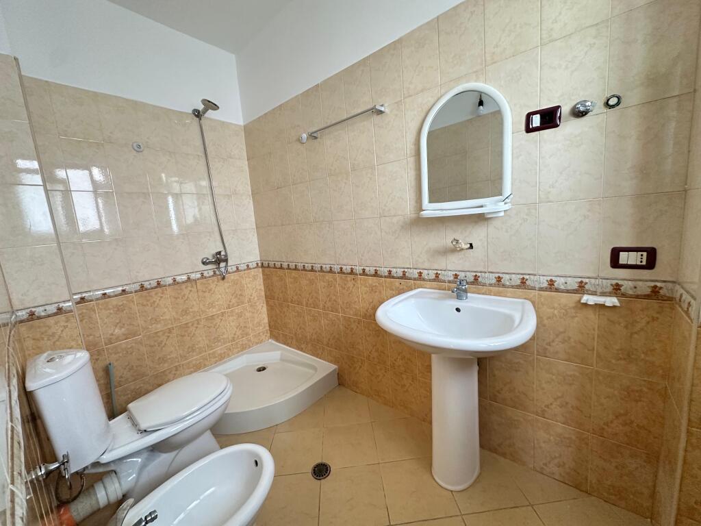 Apartament 2+1+2 në Astir