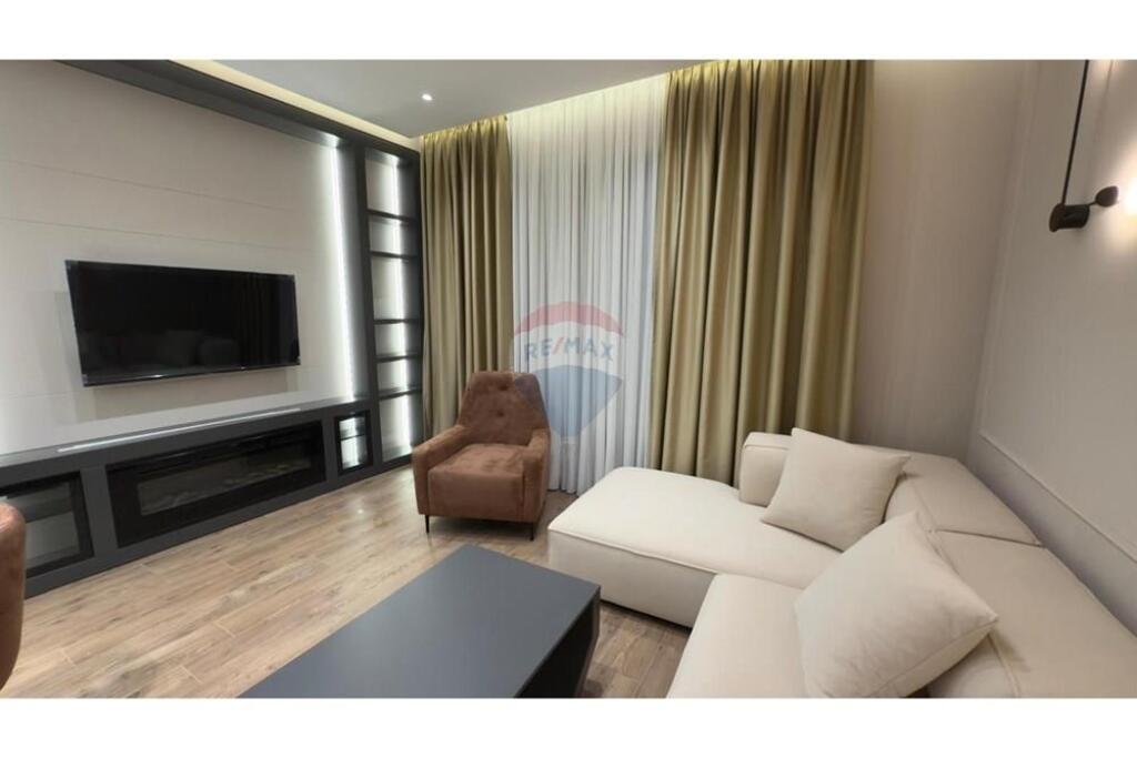 Apartament - Për Qira - Kompleksi Delijorgji + poste parkimi
