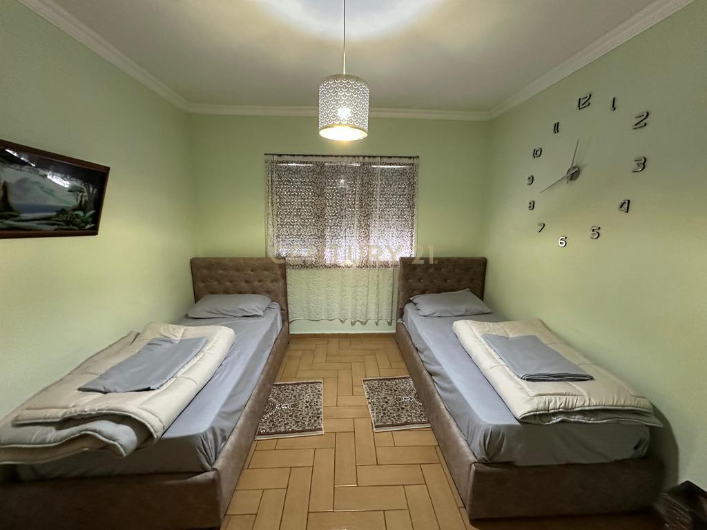 JEPET APARTAMENT 2 + 1 ME QIRA TEK ALI DEMI ! 530 €