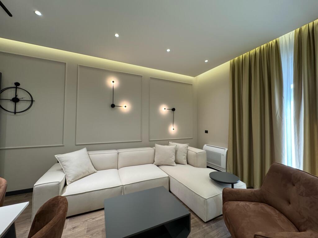 Qira- Apartament te kompleksi Delijorgji