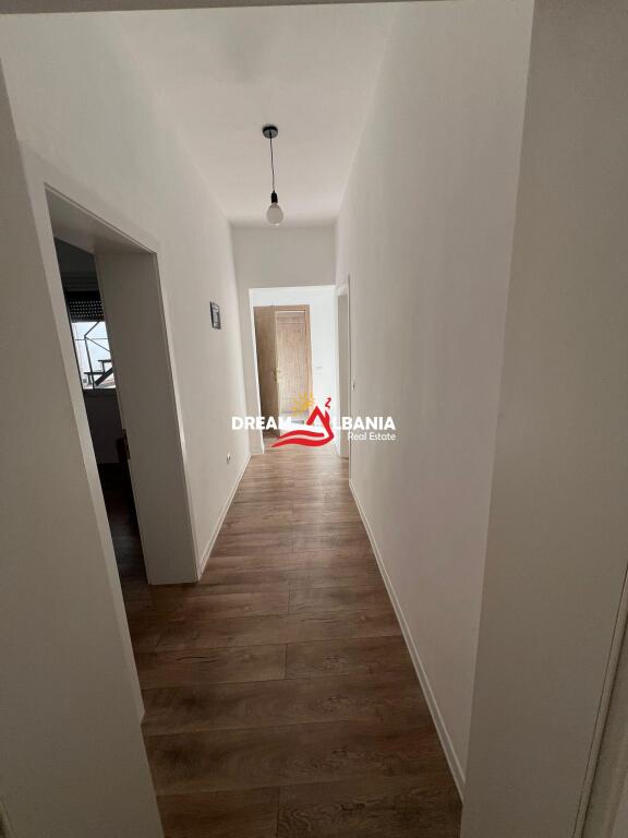 Jepet me qera ambient zyre 2+1 ne Myslym Shyri prane Ish Adidasit (ID 4261914)