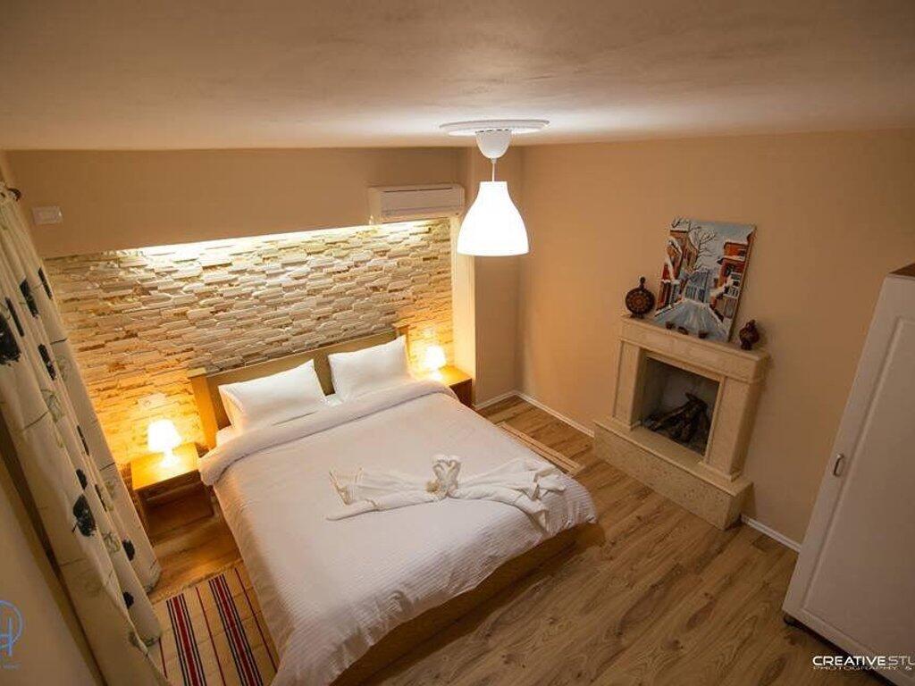 Jepet me Qira Hotel Boutique në Zemër të Korçës!