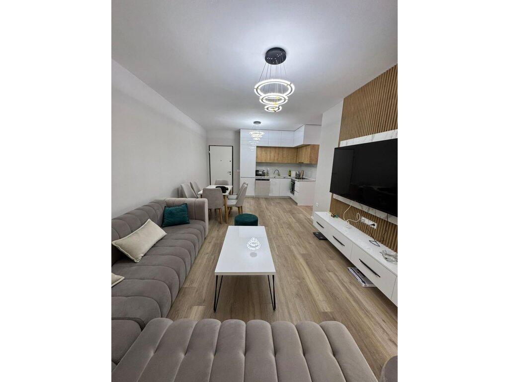 Apartament me Qira – Univers City