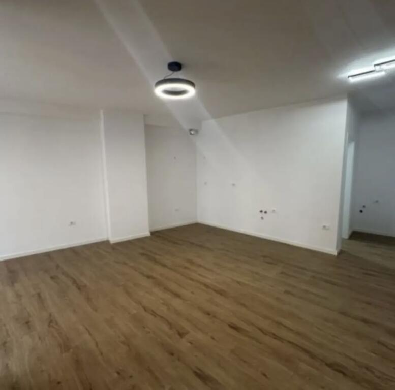 Apartament 2+1 per shitje ne Astir me parkim te perfshire