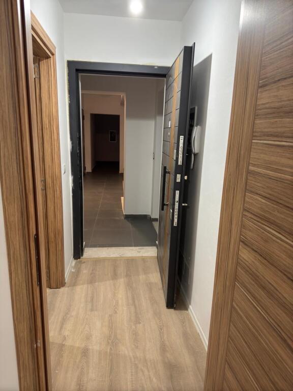 Appartamento 2+2+blocco 5 maggio 300 euro