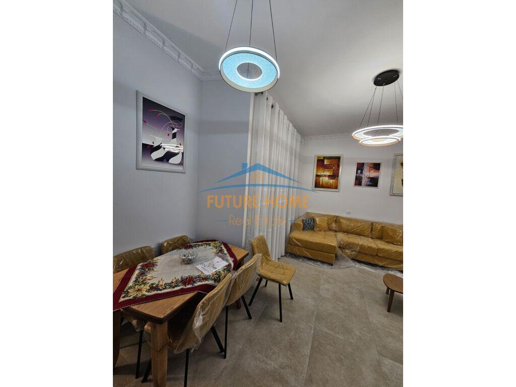 Qera, Apartament 2+1+2, Qendër, Tiranë .