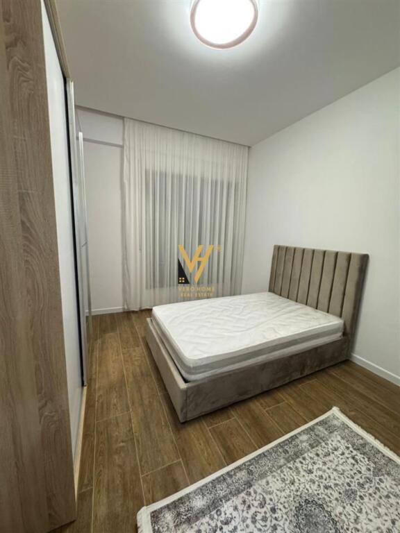JEPET APARTAMENT 2+1 ME QERA TE ISH SHESHI SHQIPONJA 700 EURO