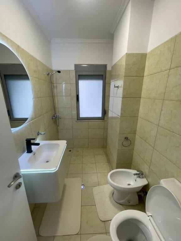 Shitet Apartament 2+1+2  Astir  Me Hipotek Cmimi:173'000€
