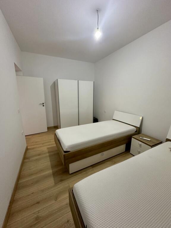 📣 AFFITTO Appartamento 2+1 📍 Vicino al Mercato Nuovo, Presso il Centro Lincoln ✨