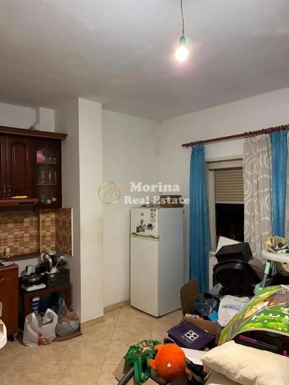Qera, Apartament , 2+1 ,Qytet Studenti, Rruga Tre Vellezerit Kondi , 350 euro / muaj