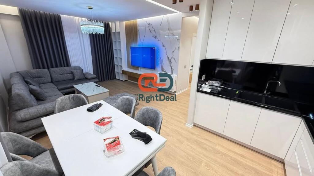 Al Lago Secco, Appartamento 2+1+2 In Affitto, Con 2 Posti Auto Inclusi Nel Prezzo!!!