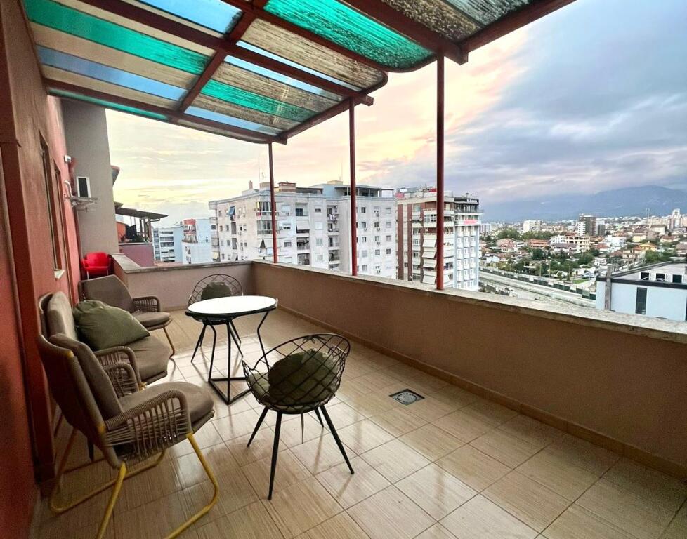 In Affitto: 1+1+ Veranda📍Astir (Vicino alla Rotonda) - Sup. 116m² - Piano 8 || Strade Principali ||520€/Mese