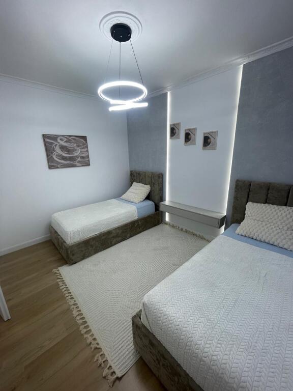 Apartament 2+1+2 per shitje ne Astir