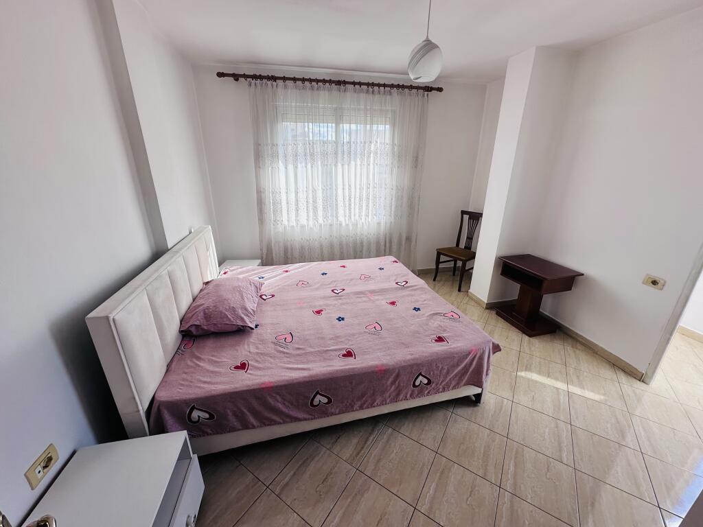 Affittasi Appartamento 2+1+1 con Balcone