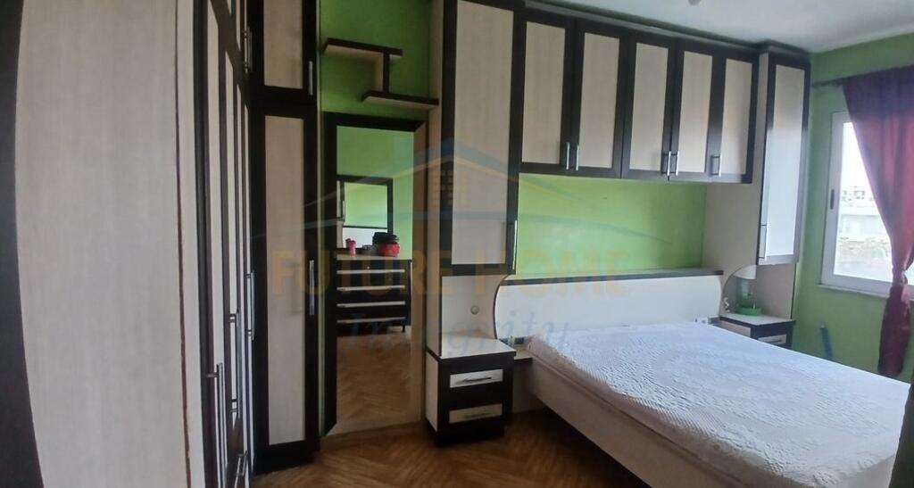 Qera, Apartament 2+1, Fresku, Tiranë.
