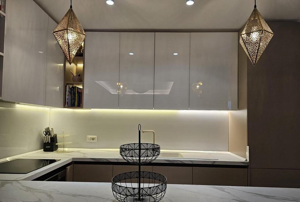 🏢 Apartment 3+1+2 for sale – Near the “Air Albania” Stadium, Elbasanit Street