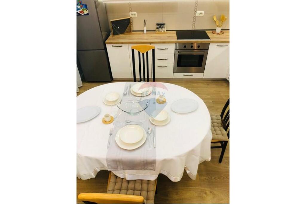 Apartament me Qira 2+1+2+Verande tek Rr. Durresit