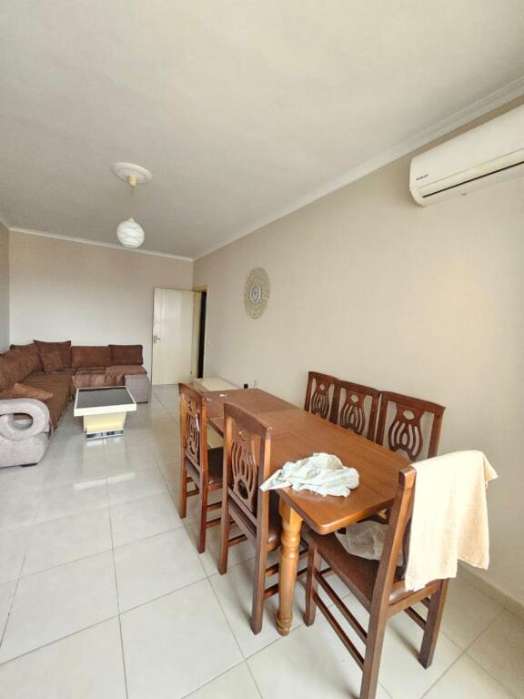 APARTAMENT 2+1 PER QERA TEK ISH URT