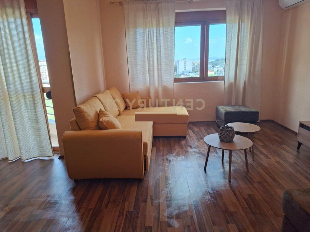 Apartament 2+1 me qira në Yzberish