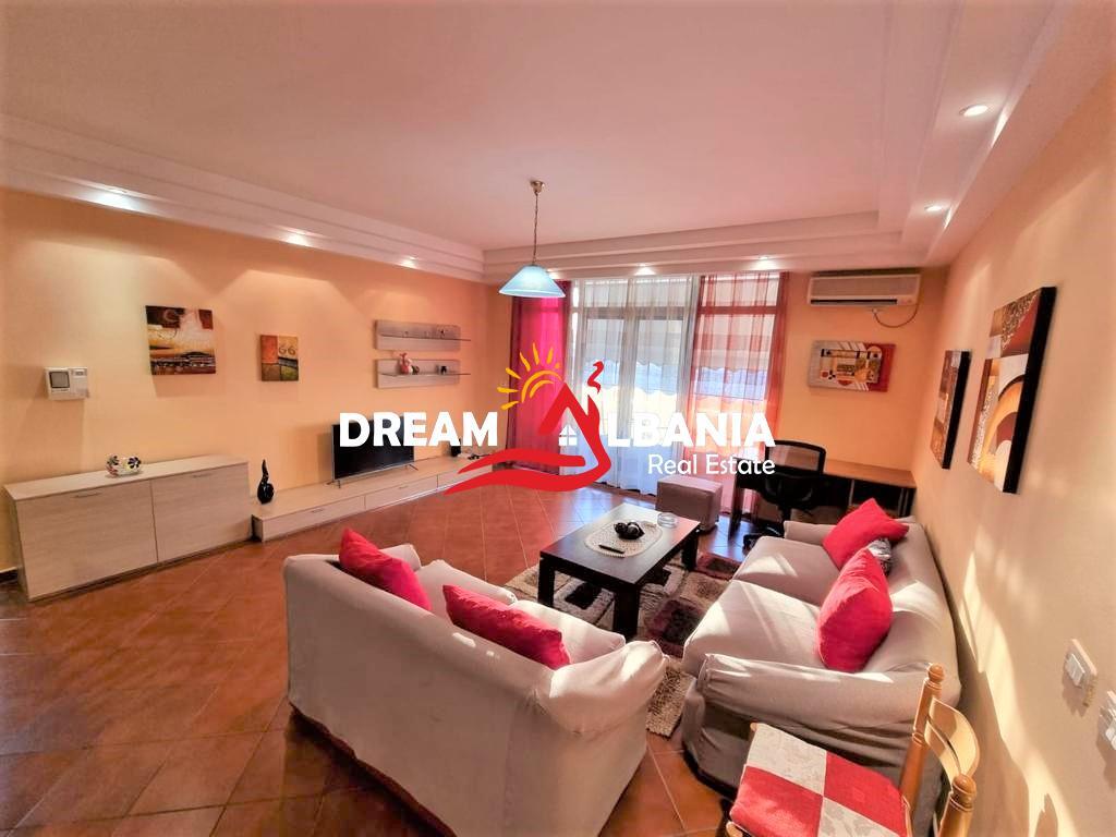 Apartament 2+1 me qera ne bulevardin Zogu I prane Shkencave te Natyres ne Tirane (ID 42214322)