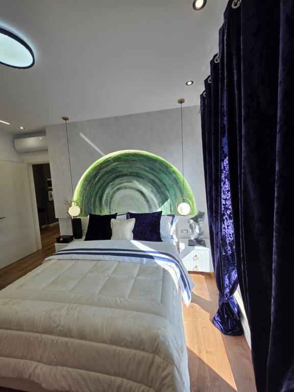 Apartament 2+1 per shitje,i ri,  21 Dhjetori