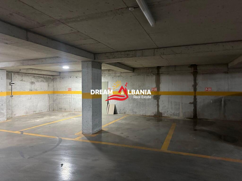 Super Apartament 1+1+Post Parkimi me Qera tek Pazari i Ri, Prane Shkolles Kuqe ne Tirane(ID 42111170)