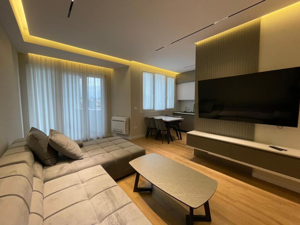 2+1 apartment for sale at River Rsd/Astir.