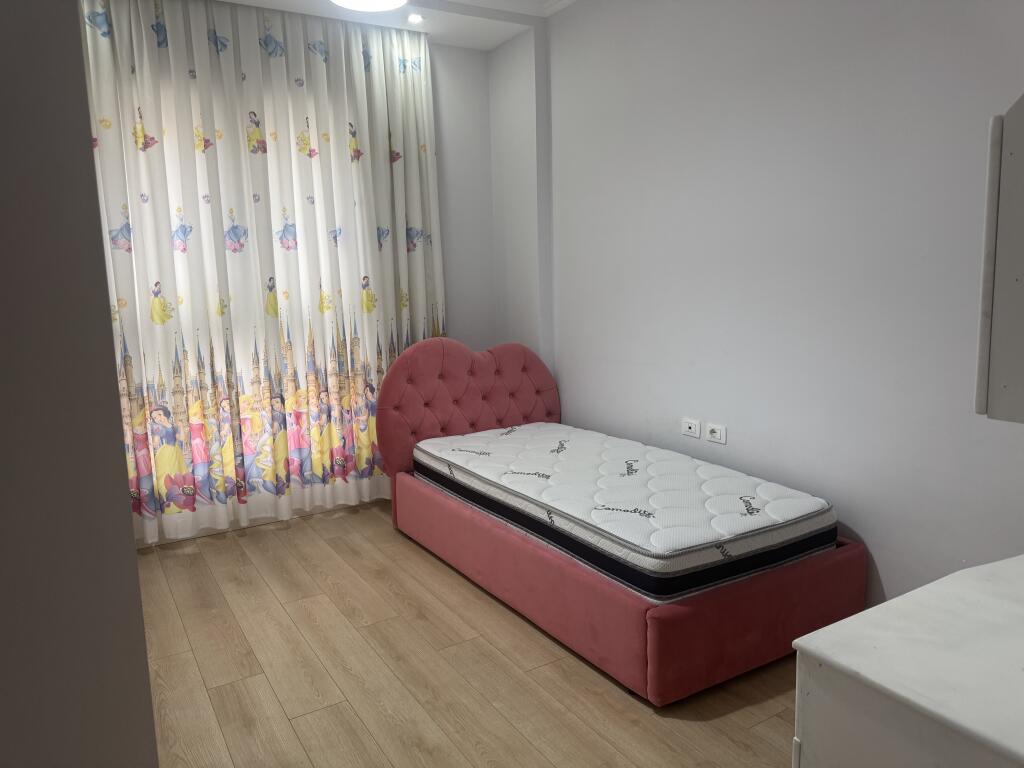Apartament 2+1 + 2 tualete tek Ish Dogana!