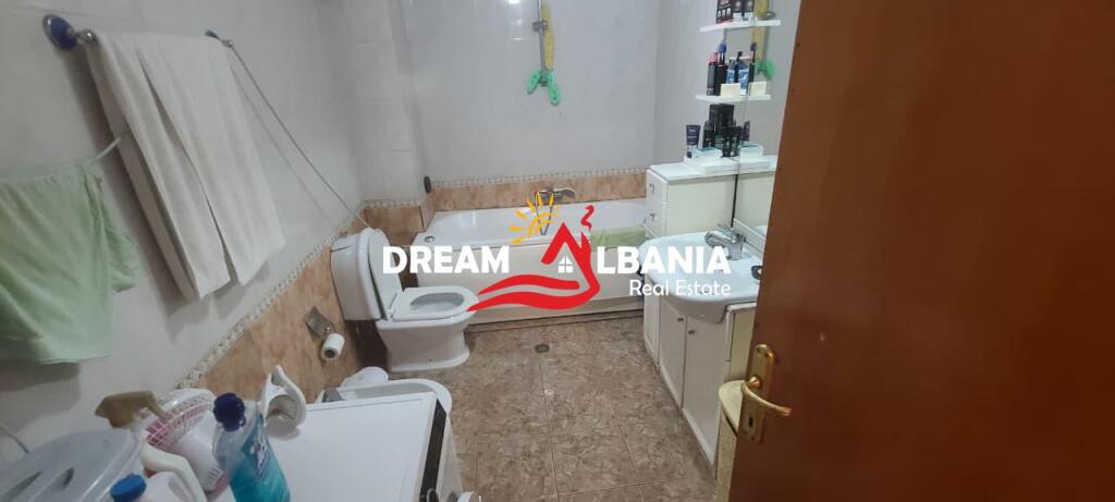 Apartament 3+1+2WC+2Ballkone me Qera ne Don Bosko, Prane Viva Market ne Tirane (ID 42215426)