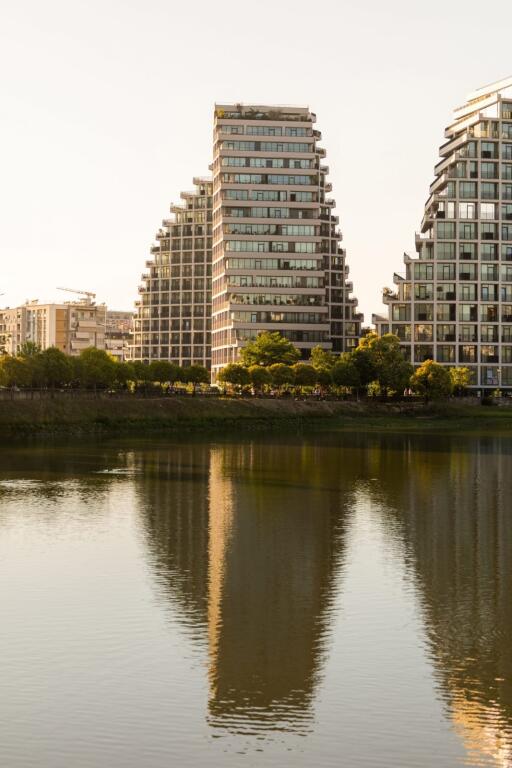 🏙️ UNIQUE APARTMENT 3+1+2 with PARKING SPACE &amp; FANTASTIC VIEW of the ARTIFICIAL LAKE 🌅✨