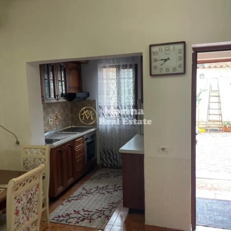 Qera, Hyrje Private 2+1,Prane Komisarjatit Nr.4 , 350 euro