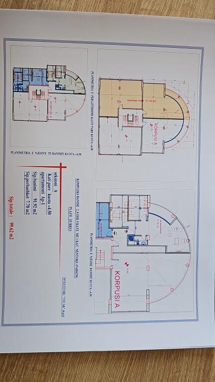 VENDESI AMBIENTE DI 192 M2 POSSIBILITA' DI 3 APPARTAMENTI DI 1+1 L.13 PLAZH