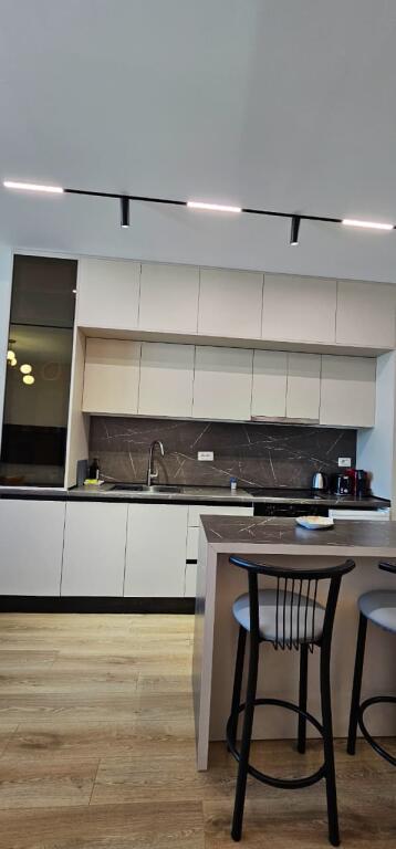 🏢 Apartament Super Lluksoz 1+1 – Vollga, Durrës