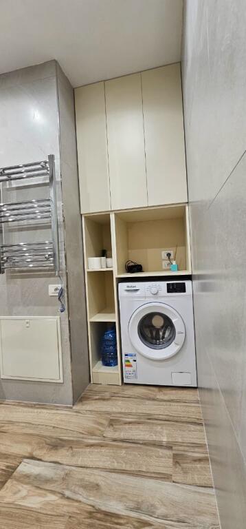 🏢 Apartament Super Lluksoz 1+1 – Vollga, Durrës