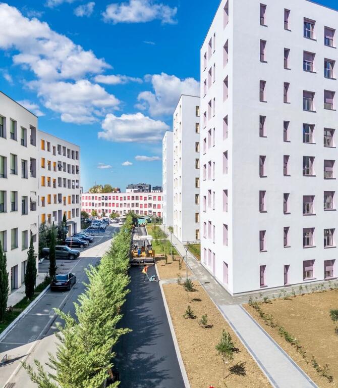 Shitet Apartament 1+1 kompleksi Kadiu