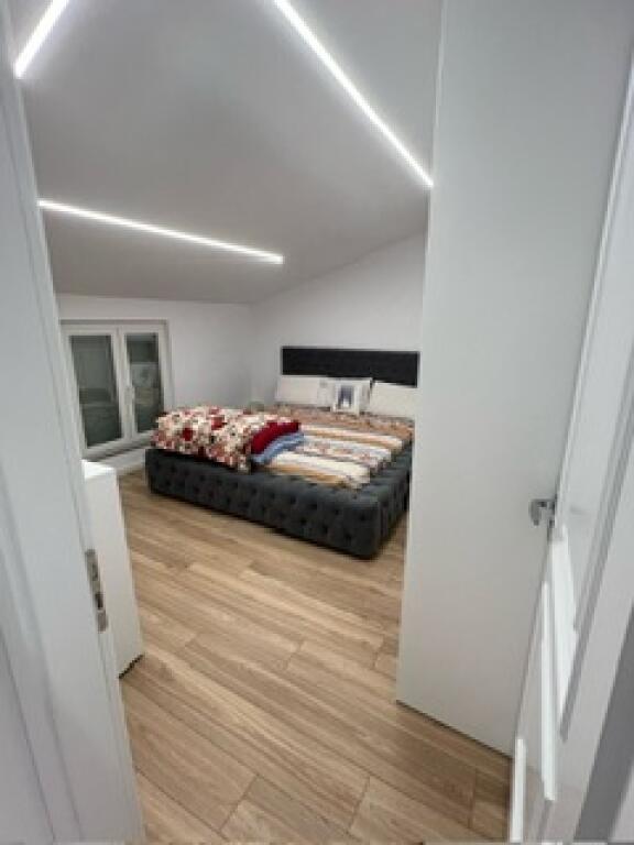 Jepet apartment 4+2 ne sauk super mobilim