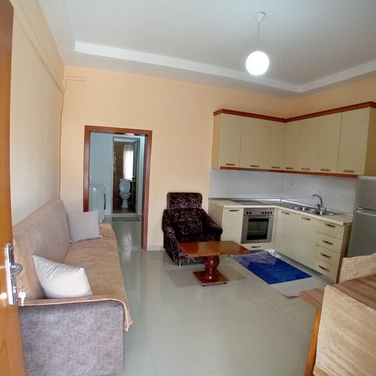 Apartament me qera 1+1- 📍Rruga 5 Maj