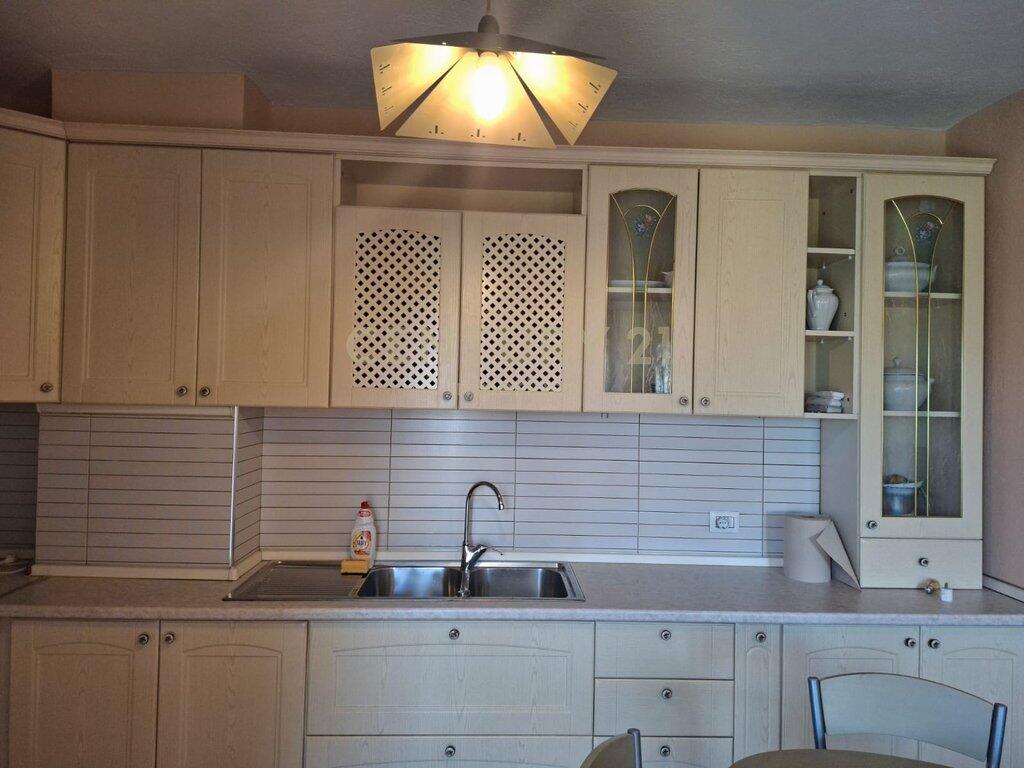 JEPET ME QIRA APARTAMENT 2+1 NE YZBERISHT