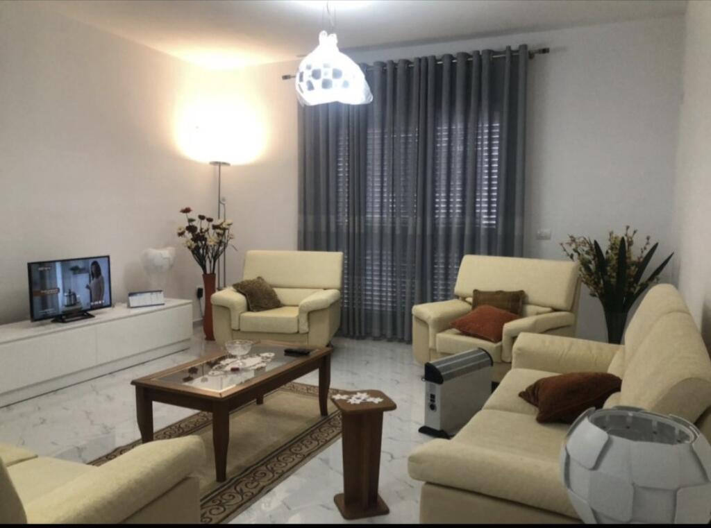 ⭐️VILLA SU DUE PIANI IN VENDITA VICINO AL 21 DICEMBRE⭐️