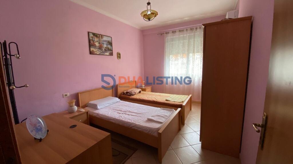Apartament 2+1 me qera ne zonen e Astirit !