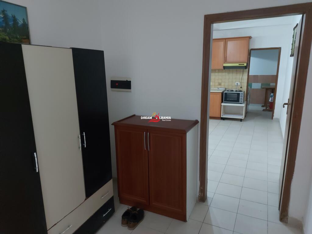 Shitet apartament 1+1 prane Fakultetit Mjeksise ne rrugen e Dibres, Tirane (ID 4111917)
