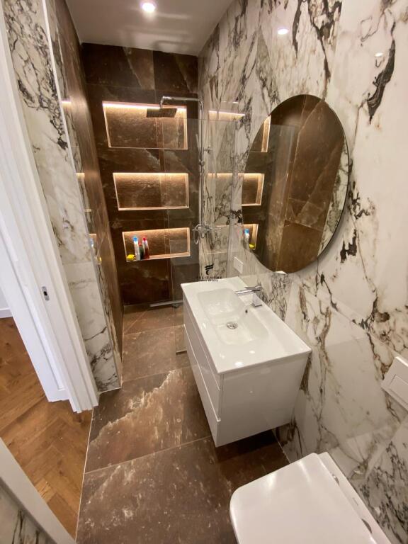 APARTMENT FOR RENT 2+1+2 CENTER 2,000 EURO