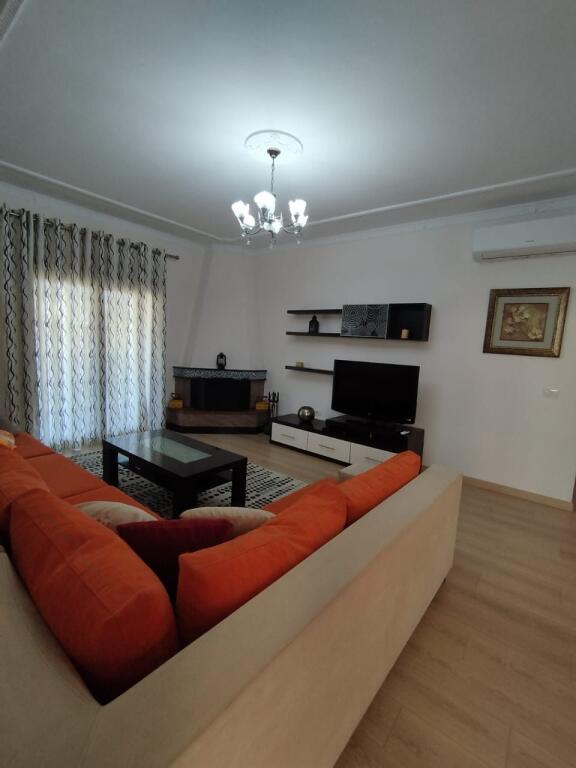 Duplex Villa for Rent, 1100 euros per month, at Ali Demi, near Kontakt