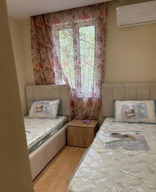 JEPET ME QIRA 2+1+1 Bulevardi Bajram Curri 55.000 LEKE