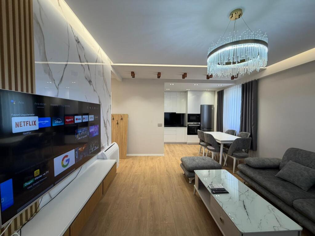 𝐑𝐄𝐍𝐓 𝟐+𝟏 with 2 rooms 𝐅𝐙/𝐓𝐇𝐀𝐓𝐄 𝐋𝐀𝐊𝐄